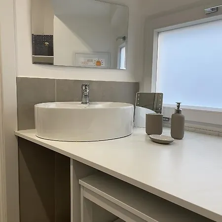 Ambra Naples